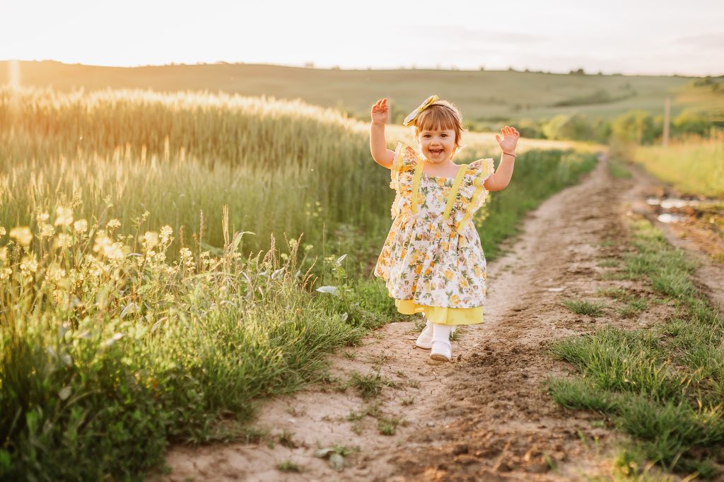 Fotografie de familie in natura, fotografie lavanda, fotografie rapita, fotografie livada meri